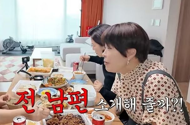 개그우먼 조혜련이 미혼인 송은이를 향해 마라맛 농담을 던졌다. 사진은 유튜브 채널 '비보티비'에 출연한 조혜련의 모습. /사진=유튜브 채널 '비보티비' 캡처