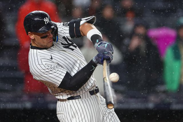 뉴욕 양키스에서 활약 중인 애런 저지가 홈런 부문 단독 선두에 올랐다. 사진은 2025시즌 뉴욕 양키스에서 활약한 애런 저지의 모습. /사진=로이터