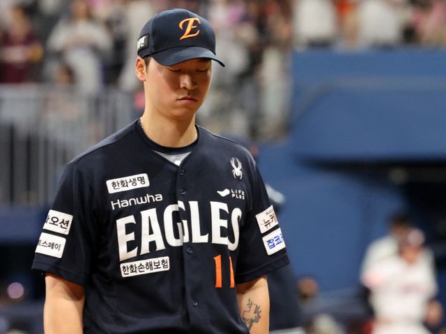 3연패 위기에 놓인 한화 이글스가 엄상백을 선발 투수로 예고했다. 사진은 2025시즌 한화 이글스에서 활약 중인 엄상백의 모습. /사진=뉴스1