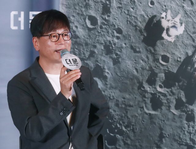 김용화 감독이 2023년7월25일 오후 서울 CGV용산아이파크몰에서 진행된 영화 '더 문'(감독 김용화) 언론시사회에 참석해 질문에 답하고 있다./사진=스타뉴스 