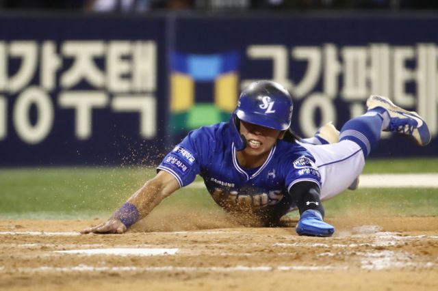삼성 라이온즈 김성윤이 한국야구위원회가 뽑은 3~4월 월간 MVP 후보에 선정됐다. 사진은 2024시즌 삼성 라이온즈에서 활약한 김성윤의 모습. /사진=뉴스1