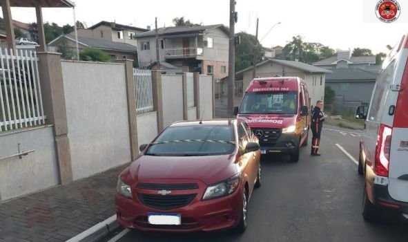 새엄마가 세 살 남자아이를 차량 안에 10시간 동안 방치해 사망한 사건이 일어났다. 사진은 사건 현장 모습. /사진=데일리미러 홈페이지 캡처