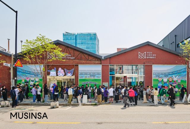 무신사 스토어 성수@대림창고에서 K리그 x 산리오캐릭터즈 팝업이 열렸다. 사진은 K리그 산리오캐릭터즈 성수 팝업스토어 전경. /사진제공=무신사