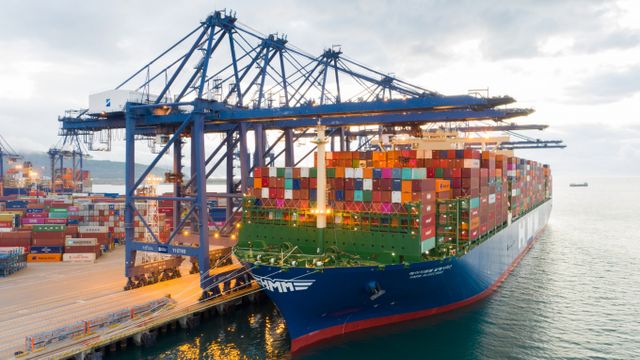 나신평이 HMM의 신용등급을 2단계 올렸다. /사진=HMM