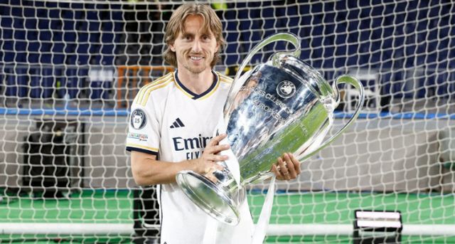 루카 모드리치가 13시즌 동안 뛴 레알 마드리드를 떠난다. 사진은 레알 마드리드에서 활약한 모드리치의 모습. /사진=레알 마드리드 홈페이지 캡처