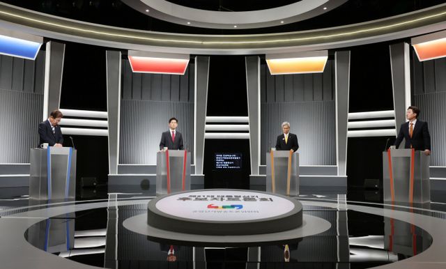 국내 주요 대선 후보들이 23일 진행된 TV토론에서 네거티브 공방을 벌였다. /사진=뉴스1(국회사진기자단)