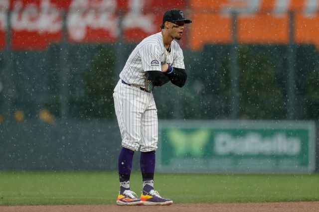 뉴욕 양키스가 콜로라도 로키스를 상대로 5-4 신승을 거뒀다. 사진은 콜로라도 로키스의 유격수 에제키엘 토바르의 모습. /사진=로이터