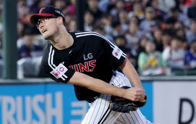 LG트윈스 코웬 윈이 한화 이글스를 상대로 고별전을 가질 예정이다. 사진은 LG트윈스에서 활약한 코웬 윈의 모습. /사진=스타뉴스