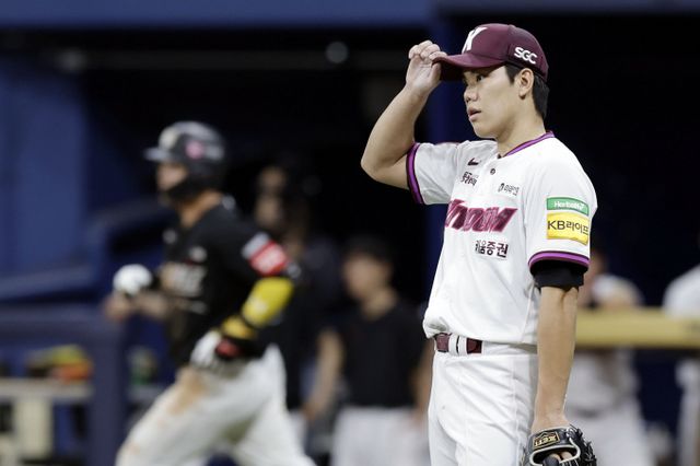 키움 히어로즈가 김윤하를 필두로 리그 9연패 탈출에 도전한닫. 사진은 키움 히어로즈 투수 김윤하의 모습. /사진=뉴시스