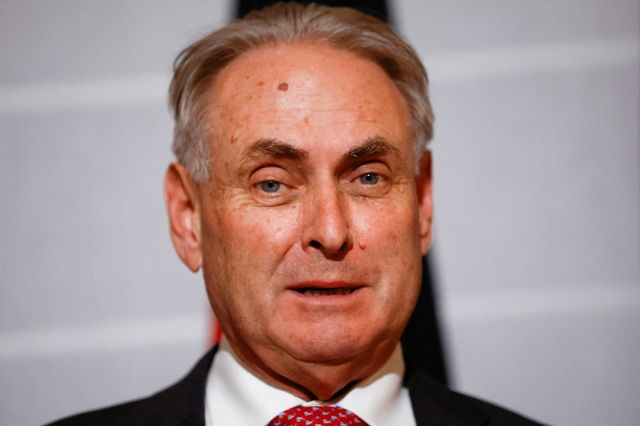 호주가 미국 국제무역법원이 도널드 트럼프 미국 대통령의 관세 철회를 판결하자 관세 폐지 압박을 계속하겠다고 밝혔다. 사진은 돈 패럴 호주 통상관광부 장관이 2023년 5월12일 중국 베이징에서 열린 왕원타오 중국 상무장관과의 회담 후 기자회견에 참석한 모습. /사진=로이터