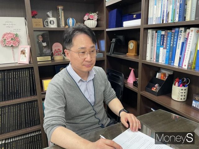 지난 4월30일 서울 동작구 중앙대 법학관에서 서원석 교수는 머니S와 인터뷰를 하고 청년안심주택 구조 문제에 대한 대안을 제시했다. /사진= 이소연 기자