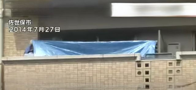 2004년 6월1일. 일본 나가사키현 사세보시 소학교에서 동급생 살인 사건이 벌어졌다. 사진은 당시 사건 현장을 조사 중인 현지 경찰들의 모습. /사진=일본 매체 NBC 방송화면 캡처