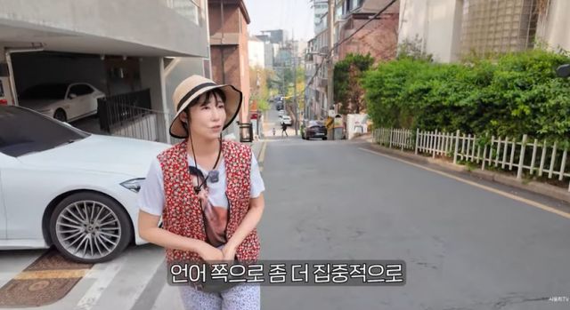 방송인 사유리가 5세가 된 아들 젠의 남다른 언어 능력을 자랑했다. 사진은 지난 3일 유튜브 채널 사유리TV에 게시된 사유리의 모습. /사진=유튜브 사유리TV 캡처