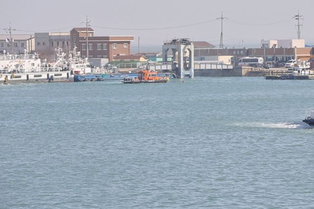 충남 태안군 북서쪽 약 52km 해역에서 규모 3.7의 지진이 발생했다./태안해양경찰서 제공 