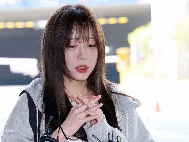  '1000만 유튜버' 쯔양(본명 박정원)이 16일 오전 서울 강남경찰서에 고소인 신분으로 출석했다. /사진=뉴스1