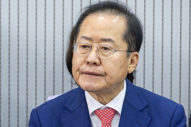 홍준표 전 대구시장이 계획대로 오는 10일 미국으로 출국한다. 사진은 홍 전 시장 모습. /사진=뉴시스(국회사진기자단)