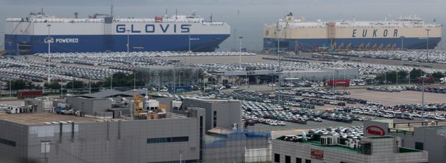 올해 5월22일 오후 경기 평택항 자동차 전용부두에 수출 차량이 세워져 있다./사진=뉴시스 추상철 기자 