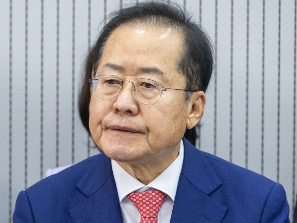 홍준표 전 대구시장이 국민의힘은 존속할 가망성이 없다고 주장했다. 사진은 제21대 대통령후보자 국민의힘 3차 경선 진출자를 발표하는 지난 4월29일 오후 서울 여의도 국민의힘 중앙당사에서 홍준표 후보가 결과를 기다리고 있는 모습. /사진=뉴시스(국회사진기자단)