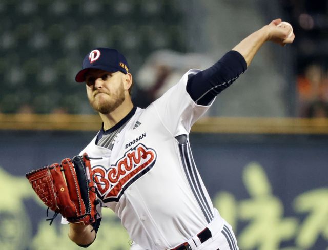 두산 베어스 콜 어빈이 12일 만에 선발 마운드에 오른다. 사진은 두산에서 활약 중인 어빈의 모습. /사진=뉴스1 