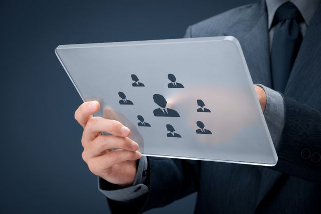 경영과 경영 감독 기능을 따로 분리해 투자자의 경영 간섭과 이에 따른 경영권 침탈 우려를 차단하는 구조를 가진 메르세데스-벤츠의 기업 지배구조가 주목 받고 있다. /사진=클립아트코리아