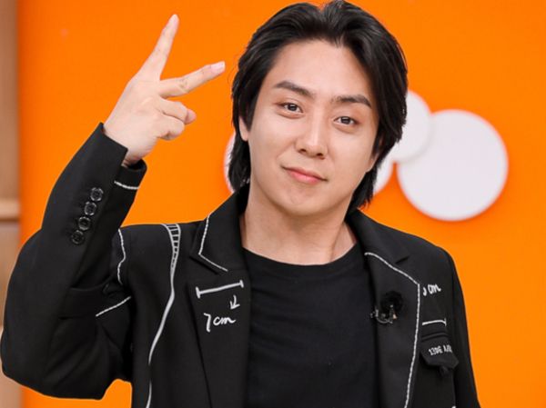 은지원이 이혼 13년 만에 재혼한다. 은지원이 2024년 5월9일 오후 온라인으로 진행된 MBN 예능 프로그램 '돌싱글즈5' 제작발표회에 참석해 포즈를 취하고 있는 모습. /사진=스타뉴스(MBN 제공)