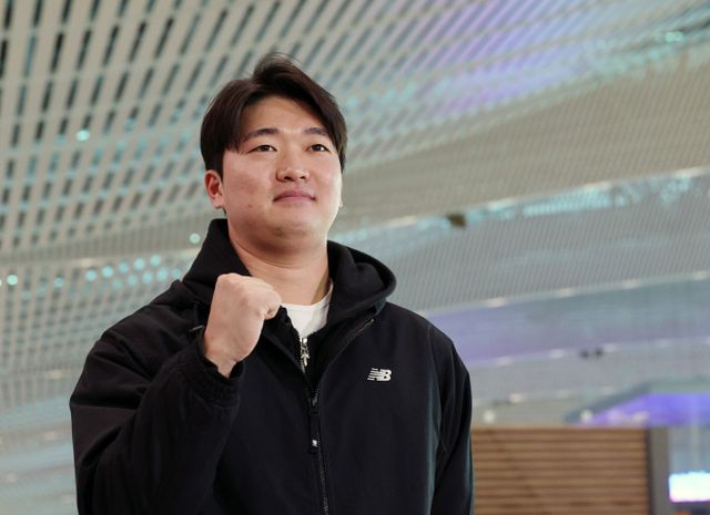 트리플A에서 활약 중인 고우석이 세 경기 연속 무실점 호투했다. 사진은 2024년 2월9일 인천 국제공항을 통해 출국하는 고우석의 모습. /사진=뉴스1