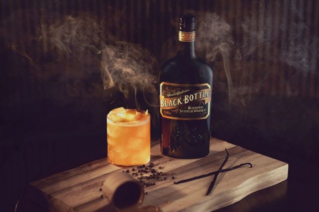 스코틀랜드 위스키 브랜드 부나하벤과 블랙바틀이 국내 소비자와의 접점을 넓히기 위해 공식 인스타그램 채널을 열었다. /사진=캄파리코리아