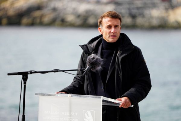 에마뉘엘 마크롱 프랑스 대통령이 G7 정상회의 참석에 앞서 덴마크 자치령 그린란드를 방문했다. 사진은 지난 15일(현지시각) 에마뉘엘 마크롱 프랑스 대통령이 그린란드 누크에서 합동 기자회견을 갖는 모습. /사진=로이터