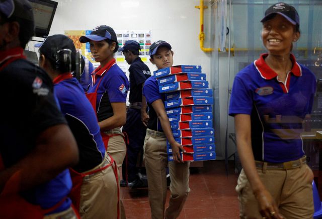 미국 워싱턴D.C 펜타곤(미 국방성) 주변 피자 주문을 분석하는 한 엑스(X·옛 트위터) 계정이 이스라엘의 이란 공습을 예상했다. 사진은 2013년 9월11일 뉴델리 도미노 피자 매장 모습. 해당 기사와 상관없음. /사진=로이터