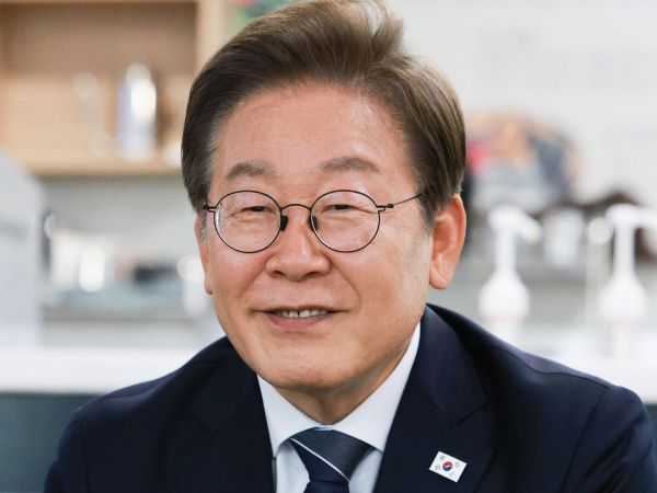 오는 19일 열리는 국무회의에 민생회복을 위한 2차 추가경정예산안이 상정된다. 사진은 이재명 대통령이 지난 13일 경기도 파주시 장단면 행정복지센터에서 열린 주민 간담회에서 발언하고 있는 모습. /사진=뉴시스