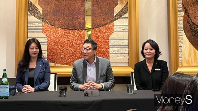 제임스박 롯데바이오로직스 대표가 추가 수주 자신감을 드러냈다. 사진은 18일(현지시각) 미국 보스턴에서 기자간담회에 참석한 제임스박 대표. /사진=김동욱 기자