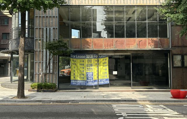 건물 1층이 통으로 공실인 모습. /사진=장동규 기자