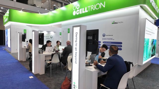 셀트리온이 지난 16일(현지시각)부터 미국 보스턴에서 진행된 바이오USA에서 글로벌 파트너십 확대 가능성을 모색했다. 사진은 바이오USA 셀트리온 부스. /사진=셀트리온