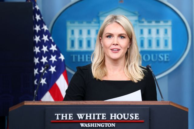 미국 백악관이 북한의 서해상 방사포(다연장로켓포) 10여발 발사에 대해 새로운 한국 정부와 긴밀히 협력 중이라고 밝혔다. 사진은 캐롤라인 레빗 백악관 대변인은 지난 19일(현지시각) 미국 워싱턴D.C 백악관에서 언론 브리핑을 하는 모습. /사진=로이터 