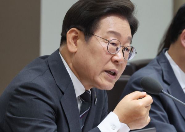 이재명 대통령이 오는 22일 여야 지도부와 오찬 회동한다. 사진은 이재명 대통령이 19일 서울 용산구 대통령실 청사에서 열린 국무회의에서 발언하고 있는 모습. /사진=뉴시스(대통령실통신사진기자단)