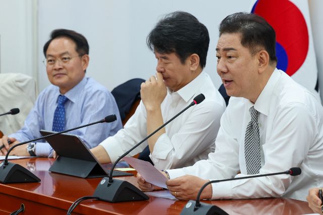 김병기 더불어민주당 원내대표가 19일 이재명 대통령의 첫 외교 데뷔를 두고 성공적이었다는 평가를 내렸다. 사진은 이날 오전 서울 여의도 국회에서 발언하는 김 원내대표. /사진=뉴스1