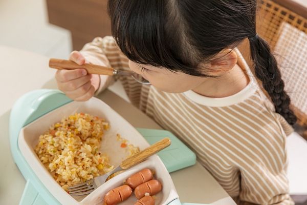 결식아동에게 무상으로 식사를 제공해 온 음식점이 지원을 중단한다고 밝혔다. 사진은 기사의 이해를 돕기 위한 자료 사진. /사진=클립아트코리아
