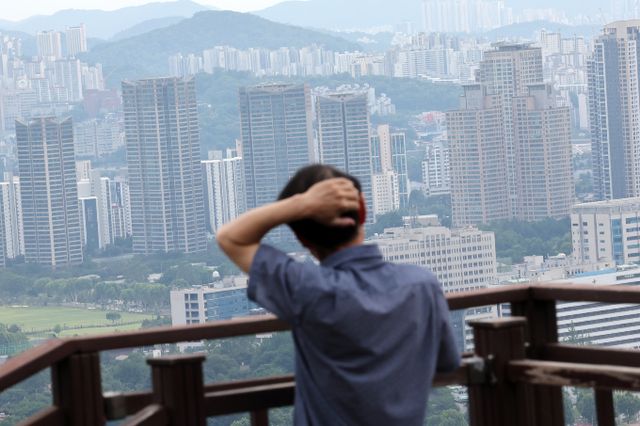 분양가 상승세와 청약 가점 인플레 등으로 청약통장 가입자 수가 2달 연속 줄었다. 사진은 서울시내 아파트 전경. /사진=뉴시스