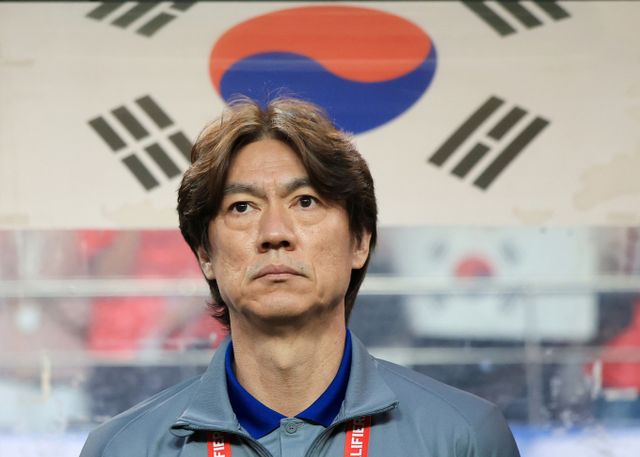 대한축구협회가 다음달 한국에서 개최 예정인 2025 동아시아 축구연맹(EAFF) E-1 풋볼 챔피언십 출전 선수 명단을 발표했다. 사진은 2025 국제축구연맹 북중미월드컵 예선전에 나선 홍명보 한국 축구대표팀 감독의 모습. /사진=뉴스1