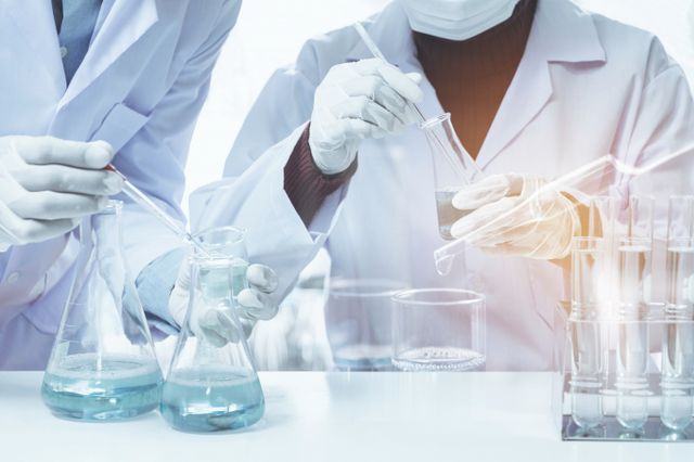 HLB테라퓨틱스 미국 자회사가 진행한 신경영양성각막염(NK) 치료제 유럽 임상 3상에 차질이 생겼다. 사진은 기사 내용과는 무관함. /사진=클립아트코리아