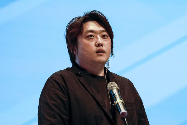 박단 대한전공의협의회 비상대책위원장이 사퇴 의사를 밝혔다. 사진은 박단 대한전공의협의회 비상대책위원장이 2025 젊은의사포럼에서 개회사 하는 모습. /사진=뉴시스