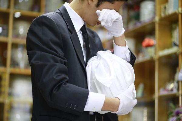 한 드라마 촬영팀이 납골당에서 촬영하던 중 유가족에게 갑질했다는 사연이 전해졌다. 사진은 기사 내용과 직접적인 관련이 없음. /사진=클립아트코리아