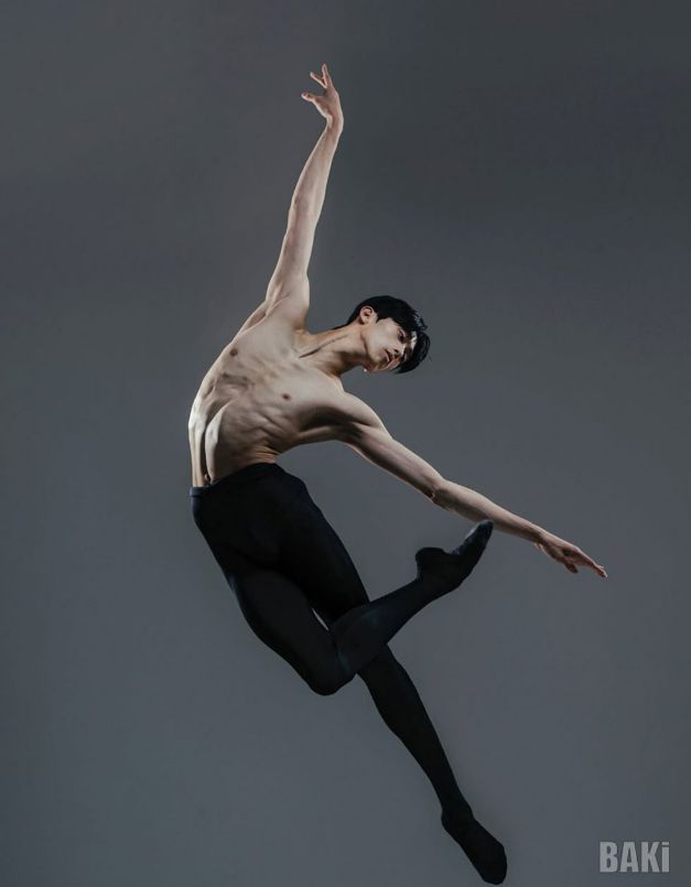 발레리노 전민철이 러시아 마린스키 발레단 마린스키극장에서 고전 발레 '라 바야데르' 주역으로 데뷔한다. 사진은 전민철의 모습. /사진=전민철 인스타그램 캡처