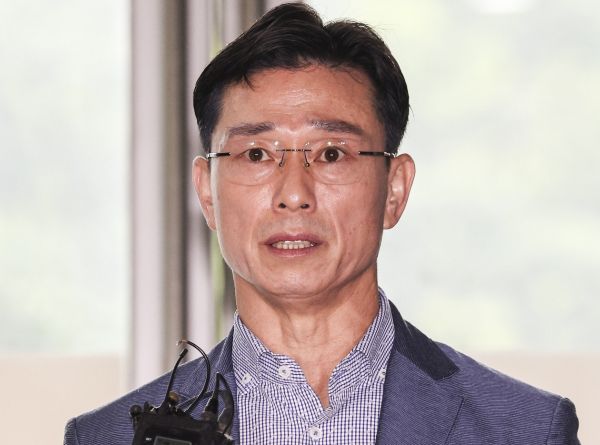 순직해병 특검팀이 임성근 전 해병대 1사단장을 불렀다. 사진은 임성근 전 해병대 1사단장이 지난 26일 서울 서초구 서초동에 마련된 이명현 채상병 특검 사무실에서 면담 전 입장문을 발표하고 있는 모습. /사진=뉴시스