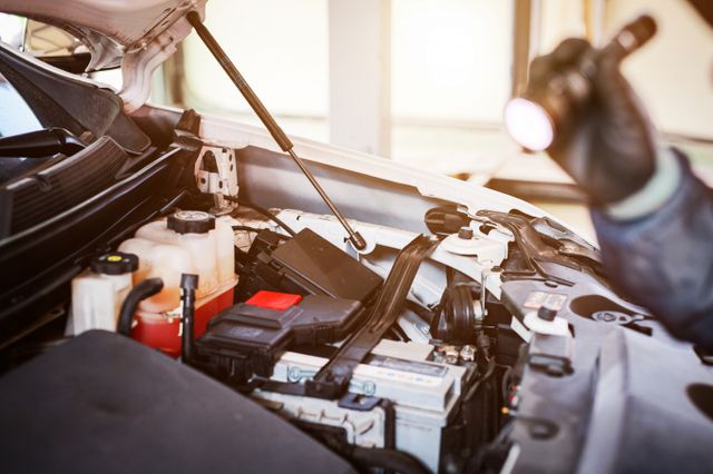 메르세데스-벤츠 코리아가 '수해 차량 특별 지원 프로그램'을 9월30일까지 운영한다. /사진=클립아트코리아