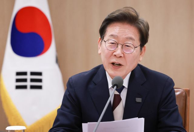 사진은 전날 서울 용산 대통령실에서 열린 '비상경제점검 태스크포스(TF) 회의'에서 발언하는 이 대통령. /사진=대통령실통신사진기자단