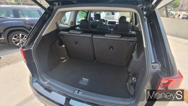 폭스바겐 신형 아틀라스의 적재 공간은 넓어 캠핑, 서핑, 낚시 등 다양한 아웃도어 레저 활동에 최적화 됐다. /사진=김창성 기자 