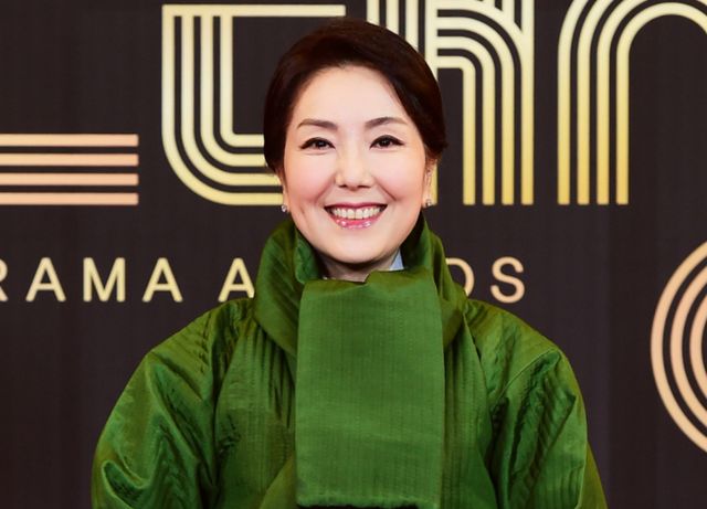 배우 이휘향 남편 고 김두조씨의 러브스토리가 공개됐다. 사진은 지난 2021년 12월 방송된 2021 MBC 연기대상 레드카펫 행사에 참석한 배우 이휘향. /사진=MBC 제공