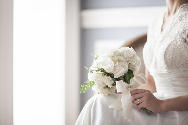 결혼을 약속한 여자친구가 아이를 둔 엄마라는 사실을 뒤늦게 알게돼 책임을 묻고 싶다는 남성의 사연이 전해졌다. 사진은 기사 내용과 직접적인 관련이 없음. /사진=이미지투데이