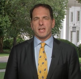 미국 재무부가 다음주에 다수 국가와의 추가 무역 합의를 발표할 계획이라고 밝혔다. 사진은 지난 2일(현지시각) CNBC와 인터뷰 중인 마이클 폴켄더 미국 재무부 부장관의 모습. /사진=CNBC 영상 캡처